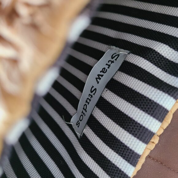 Straw/faux leather cross body bag/purse - Picture 2 of 7